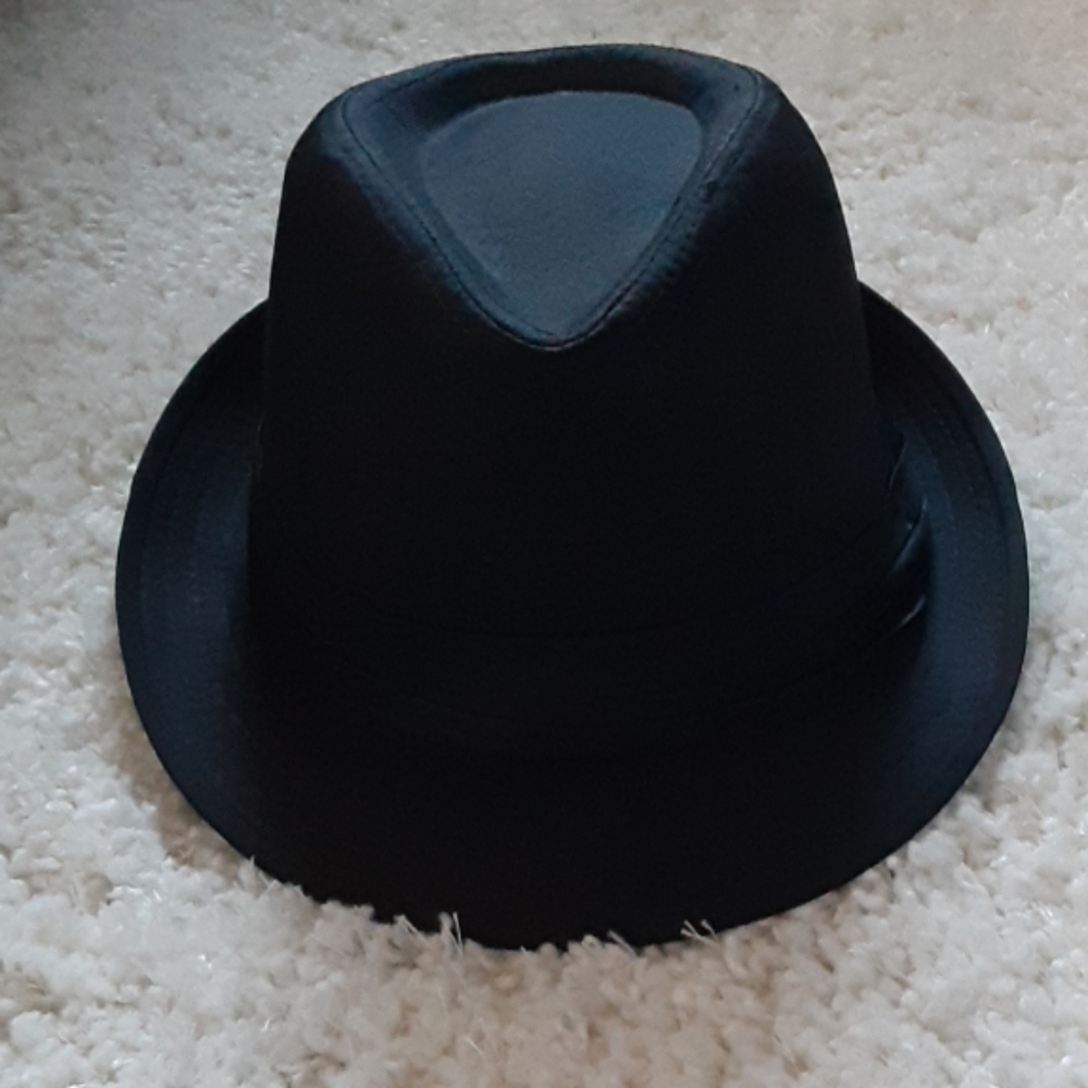Fedora - Picture 4 of 4